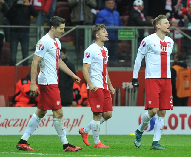 W reprezentacji Polski Robert Lewandowski (z lewej) i Łukasz Piszczek (z prawej) grają do jednej bramki. W sobotni wieczór zagrają przeciwko sobie
