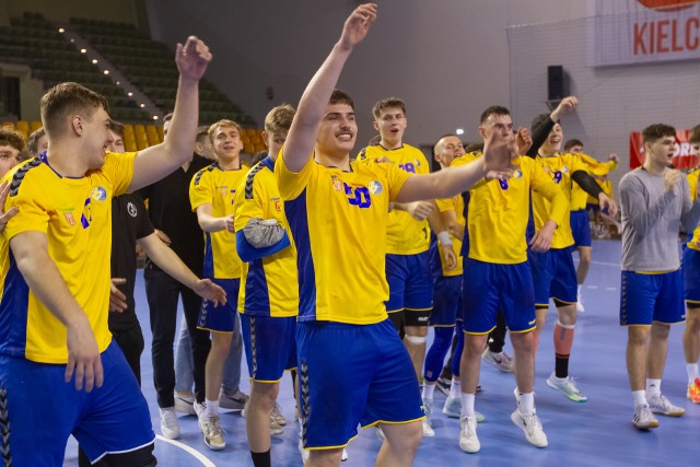 Piłkarze ręczni VIVE Kielce grają o złoty medal w finale Mistrzostw Polski Juniorów w Hali Legionów. W półfinale pokonali z MTS Kwidzyn