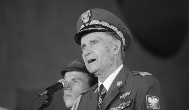 Zmarł generał Zbigniew Ścibor-Rylski, bohater Powstania Warszawskiego