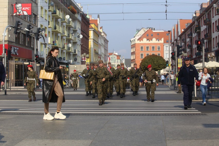 Prawie 100 dolnośląskich terytorialsów złożyło przysięgę [ZDJĘCIA]