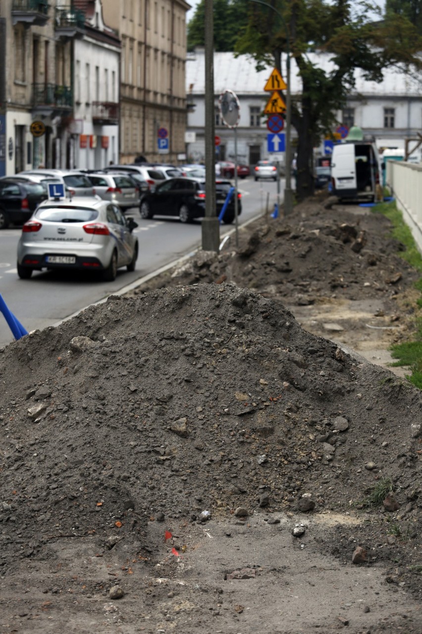 Chodnik przy ul. Rajskiej zostanie wyremontowany za ok. 200...