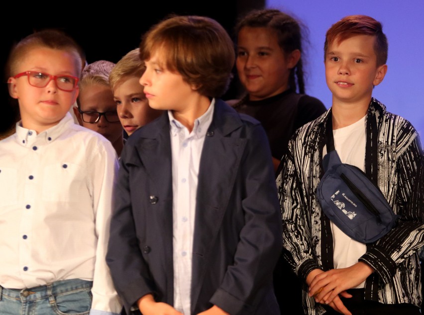 Dziecięcy koncert na finał festiwalu filmowego MUNDI w Starym Sączu