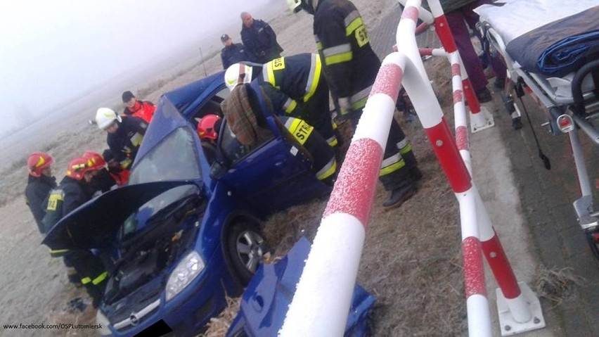Wypadek w Lutomiersku. Ranna kobieta [zdjęcia]