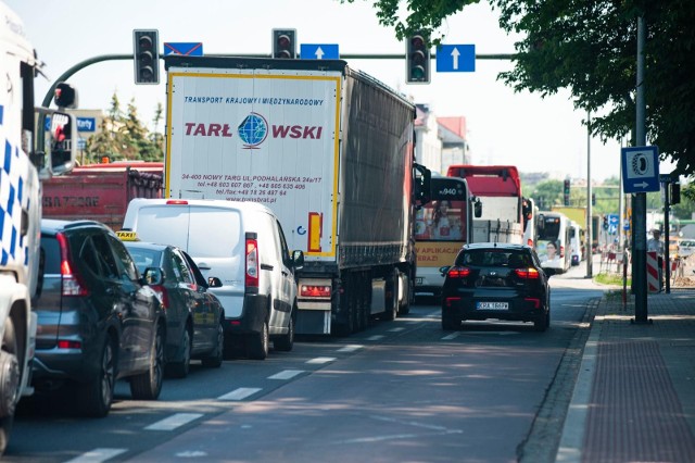 Od 17 września zacznie obowiązywać zmiana sposobu kasowania zgromadzonych punktów. Zostaną one usunięte po dwóch latach od regulowania mandatu, a nie od daty popełnionego wykroczenia.Zniesione będą również szkolenia, po odbyciu których liczba punktów otrzymanych przez kierowcę ulegała zmniejszeniu.