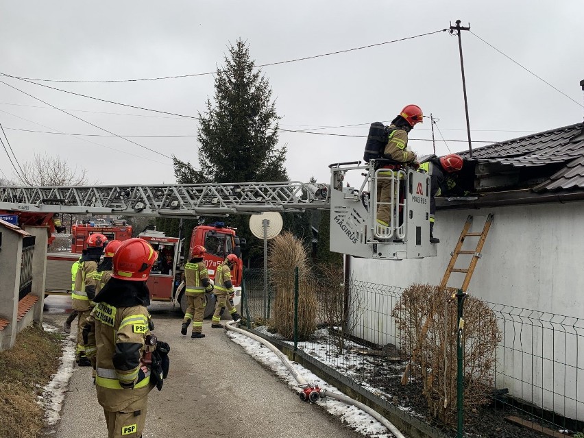 Dom rodziny Duńców w Dojazdowie. Po pożarze niewiele z niego...