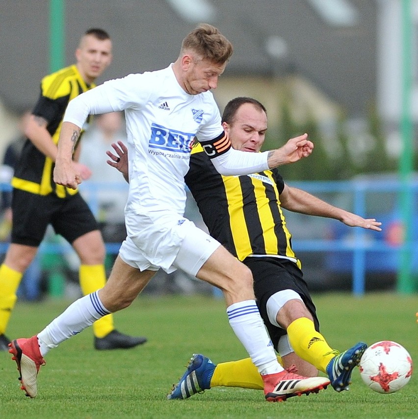 4. liga piłkarska. MKS Gogolin - Unia Krapkowice 0-1