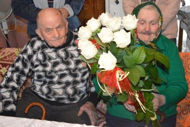 Państwo Helena i Stanisław Daleszakowie obchodzili niedawno 70. rocznicę ślubu.