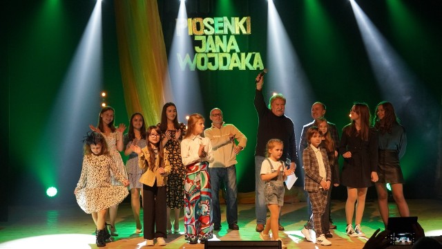 Laureaci przesłuchań we Włoszczowie wezmą udział w wielkim finale który odbędzie się Nowohuckim Centrum Kultury w Krakowie.