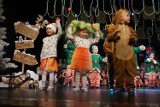 Świąteczne przedstawienie w Brzegu. Na scenie maluchy z przedszkola nr 6