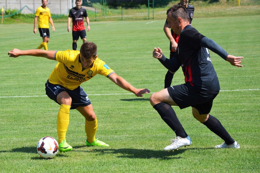 3 liga. Smutna inauguracja w Trzebini, bo MKS przegrał z Wólczanką