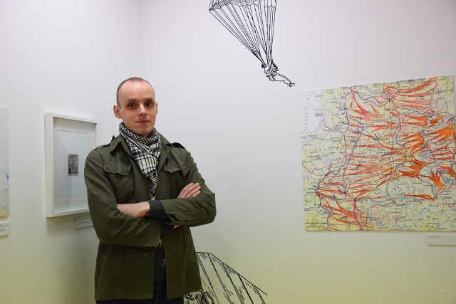 Aleksander Weledzimowicz, w 2016 roku zdobył stypendium Ministerstwa Kultury i Dziedzictwa Narodowego „Gaude Polonia”, dzięki któremu zrealizował swój projekt artystyczny i wydał książkę „Aleksiada”