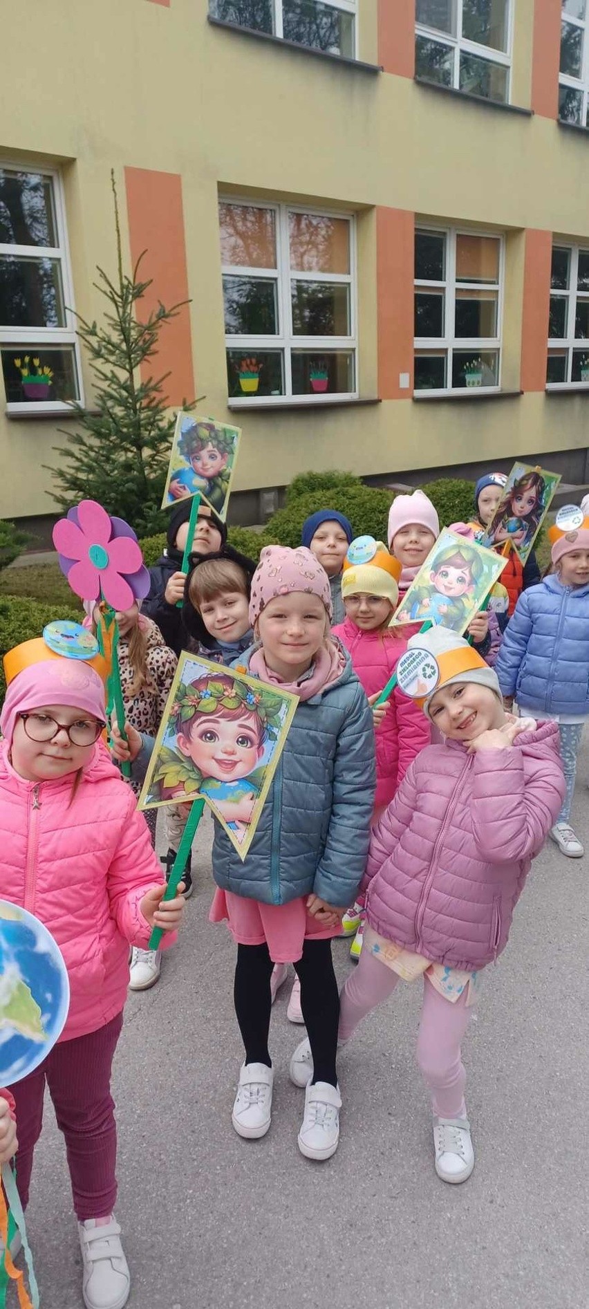 Dzieci z Przedszkola Samorządowego w Sędziszowie obchodziły Światowy Dzień Ziemi. Zobacz zdjęcia