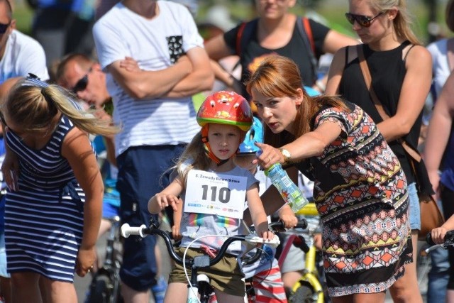 III Zawody Rowerkowe Głosu Koszalińskiego za nami. Zobaczcie nowe zdjęcia z imprezy oraz wideo!Na starcie III Zawodów Rowerkowych „Głosu Koszalińskiego” w Szczecinku stanęło blisko 300 dzieci w wieku od 3 do 9 lat. To prawie dwa razy tyle ile przed rokiem!