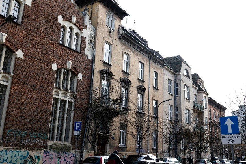 Najmniejsze mieszkanie znajduje się przy ul. Łobzowskiej 9