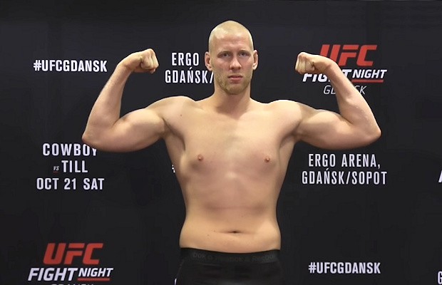 Chorzowianin Adam Wieczorek miał walczyć na gdańskiej gali UFC