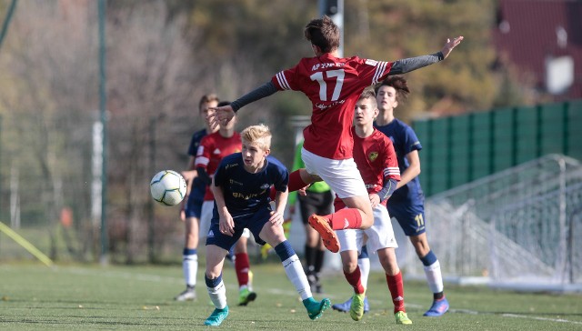 Stal Rzeszów przegrała u siebie w Centralnej Lidze Juniorów z TOP 45 Biała Podlaska 1:3. Zobaczcie zdjęcia z tego meczu