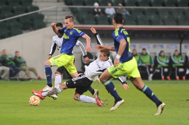 Legia - Ajax online. DARMOWY STREAM TV NA ŻYWO - gdzie oglądać.