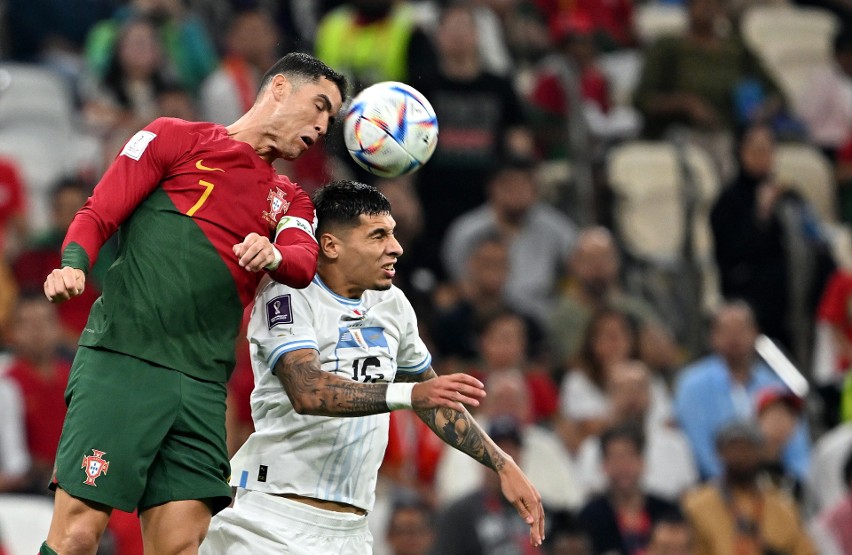 MŚ 2022. To byłaby asysta mundialu! Cristiano Ronaldo podawał barkiem w meczu Portugalia - Urugwaj