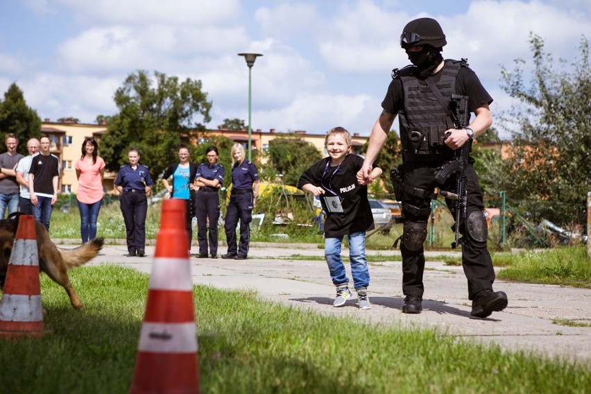 Policjanci z Piły obiecali mu pomóc w walce z rakiem. Udało...