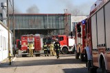 Wybuch pieca w kotłowni zakładu meblarskiego w miejscowości Krobia. Pożar gasiło pięć zastępów straży 