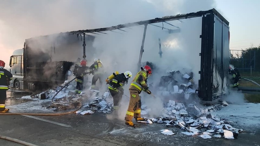 Pożar ciężarówki. Autostrada A4 zablokowana, ponad 5 km korka