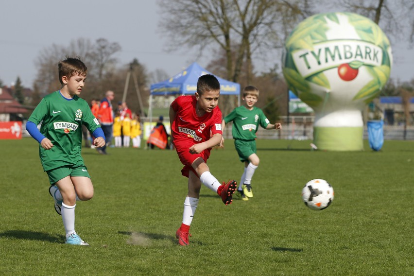 Znamy zwycięzców w województwie lubelskim w turnieju piłkarskim „Z Podwórka na Stadion o Puchar Tymbarku”