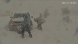 Siedem ofiar śnieżyc w stanie Nowy Jork [wideo] 