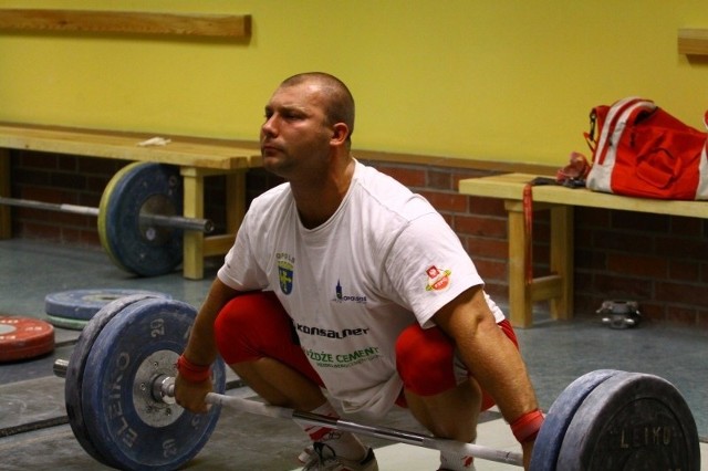 Bartłomiej Bonk po raz drugi wystąpi na igrzyskach olimpijskich. Cztery lata temu w Pekinie był ósmy w wadze do 94 kg po rwaniu, ale w podrzucie spalił wszystkie próby i nie został sklasyfikowany.