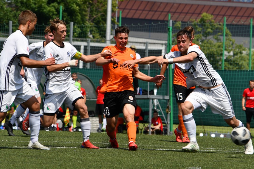 CLJ u-17. Awans wywalczony w pocie czoła. Legia Warszawa pewnie pokonała Zagłębie Lubin i zagra w finale