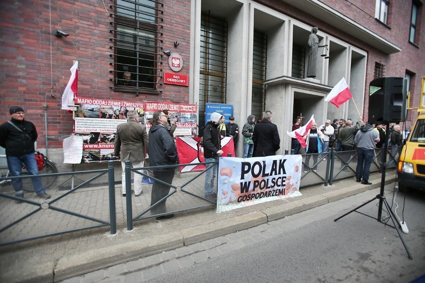 Piotr Rybak został skazany na 3 miesiące bezwzględnego...