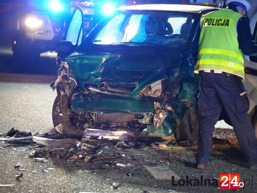 Wypadek na obwodnicy Kędzierzyna-Koźla. Trzy osoby...