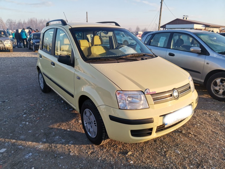 Fiat Panda 1,2 benzyna.60 KM. Rok produkcji 2005. Przebieg:...