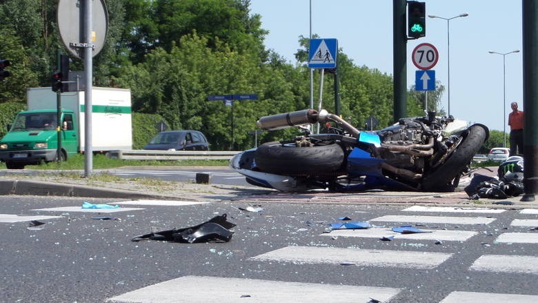 Wypadek na skrzyżowaniu ul. Zielińskiego i Praskiej.