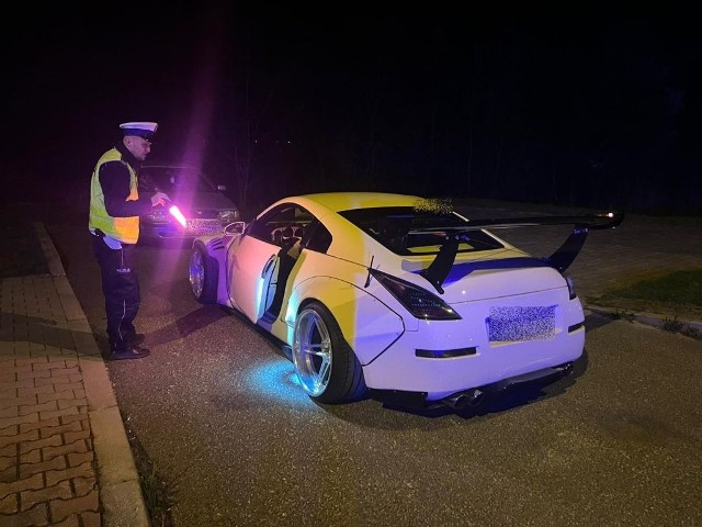 Policjanci skontrolowali ponad 80 kierowców podczas nielegalnych wyścigów w Kielcach.