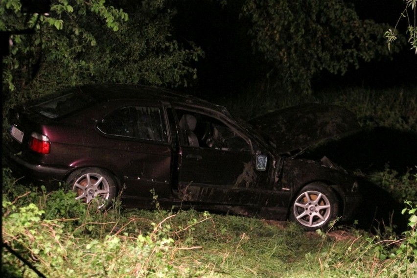 Wypadek w Ratowicach, BMW wpadło do Odry, 17.05.2015