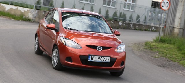 Mazda 2 na ulicach Słupska