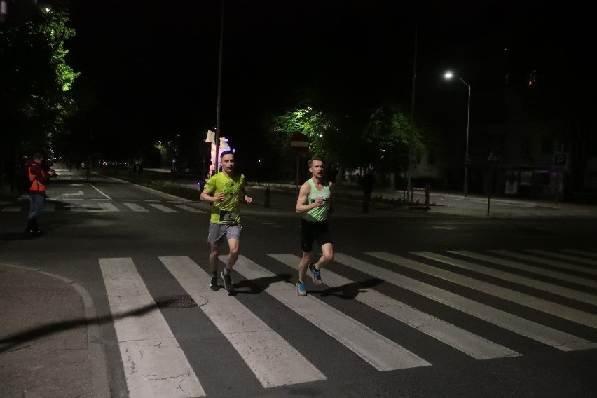 Szczeciński Bieg Nocny. Za nami trzecia edycja wydarzenia [CZĘŚĆ DRUGA ZDJĘĆ]