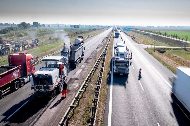 Autostrada A2: Uwaga na korki - zamknęli fragment nitki w kierunku Świecka  na wysokości Poznania [ZDJĘCIA] | Głos Wielkopolski