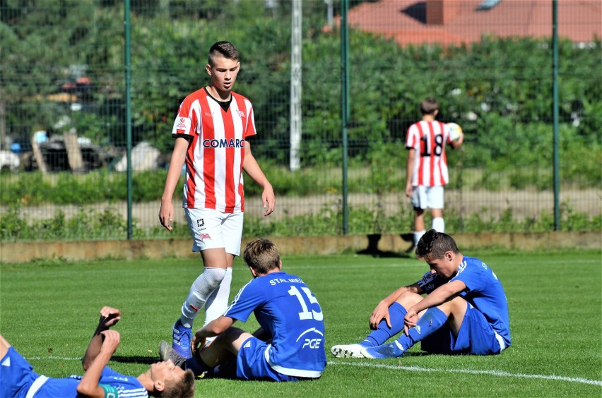 Centralna Liga Juniorów do lat 17: Wyrównany mecz Stali Mielec z Cracovią. Lider wygrał, ale łatwo nie miał [RELACJA, ZDJĘCIA]