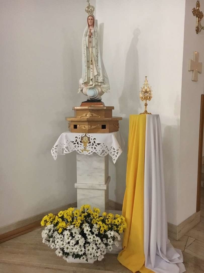 Uroczyste wprowadzenie relikwii świętego Jana Pawła II do parafii w Kielcach - Białogonie [ZDJĘCIA]
