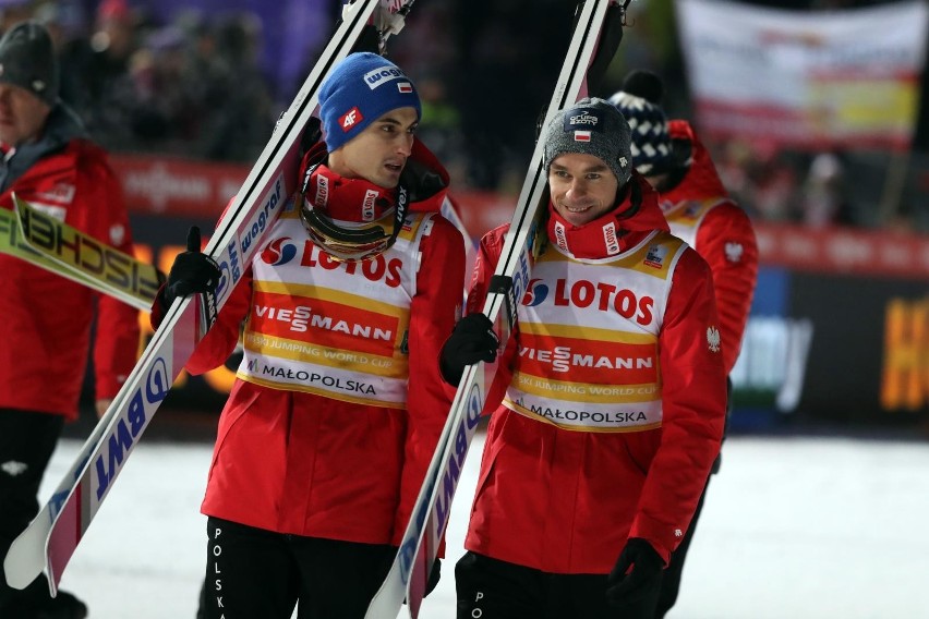 Skoki narciarskie 2019. Kwalifikacje i drugi konkurs w...