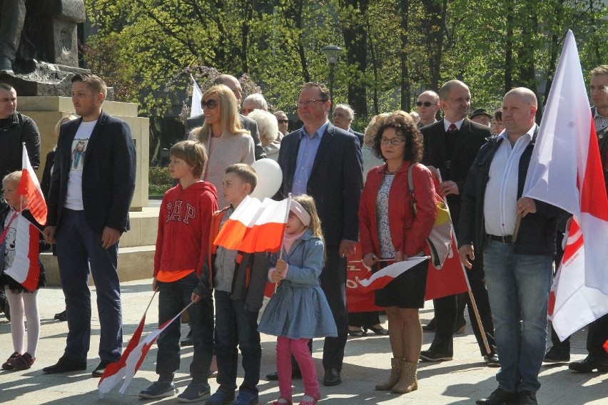 Przez Kielce przeszedł pochód pierwszomajowy