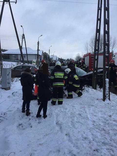 W sobotę po godz. 12 doszło do zderzenia dwóch pojazdów....