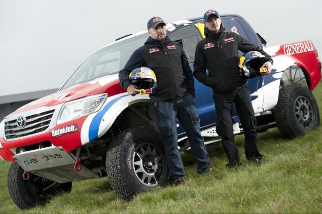 Rajd Dakar: Małysz z Martonem pojadą Toyotą Hilux. Liczą na dobry wynik