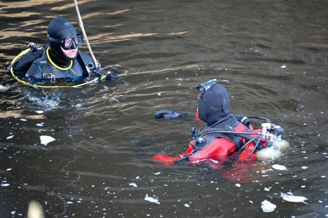 Specjalistyczna grupa ratownictwa wodno-nurkowego z Łomży odnalazła ciało 12-latka