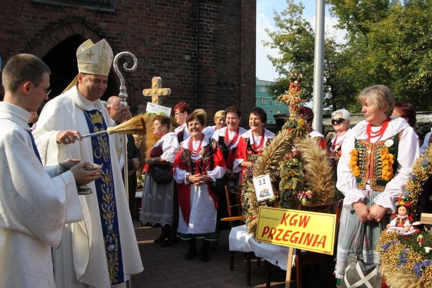 Dożynki diecezji sosnowieckiej 2014 odbyły się w Dąbrowie...