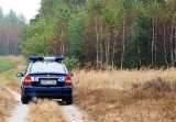 Para z Lublina zabłądziła w sobiborskich lasach. Auto ugrzęzło w bagnie