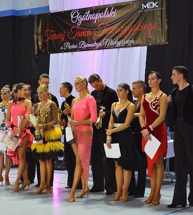 Prawie 330 tancerzy z całej Polski wzięło udział w turnieju w hali sportowo-widowiskowej w Międzyrzeczu.