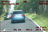 Dramatyczny pościg za skradzionym audi. Strzeleccy policjanci w roli bohaterów programu „Polskie pościgi policyjne” [WIDEO, ZDJĘCIA]