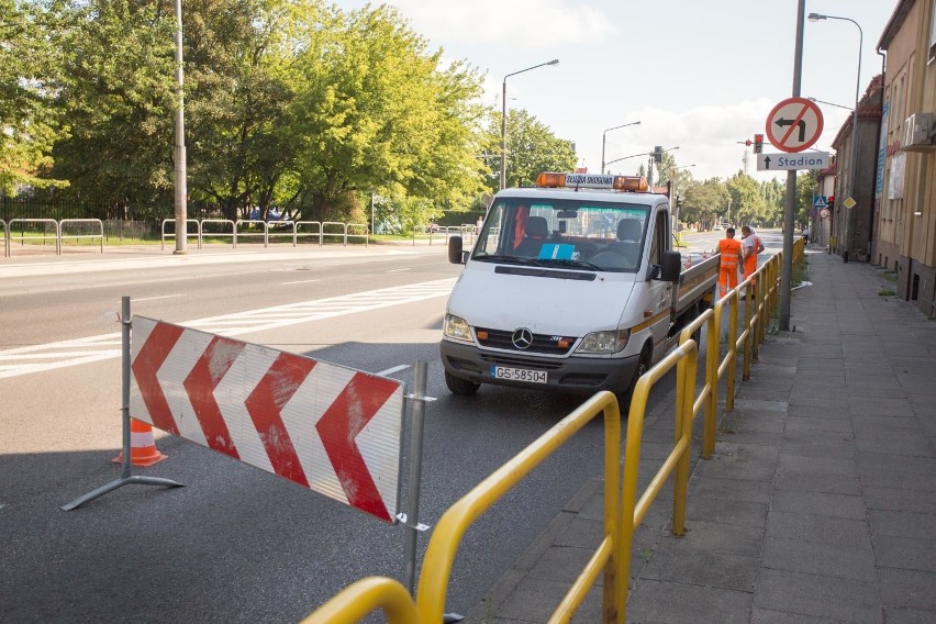 Przypominamy o zmiana organizacji ruchu na skrzyżowaniu...